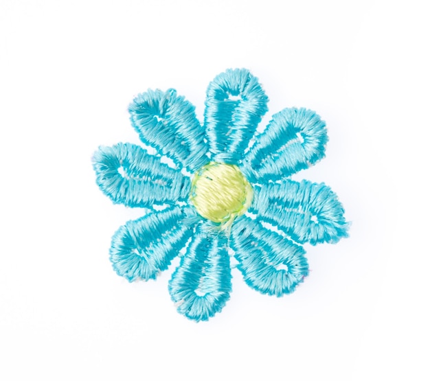 Przykładowy haft z motywem florystycznym